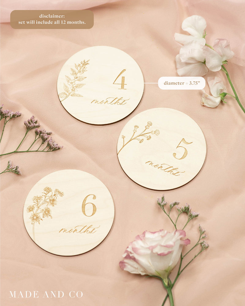 Baby Milestone Cards | Floral Accent | Wooden Monthly Plaques